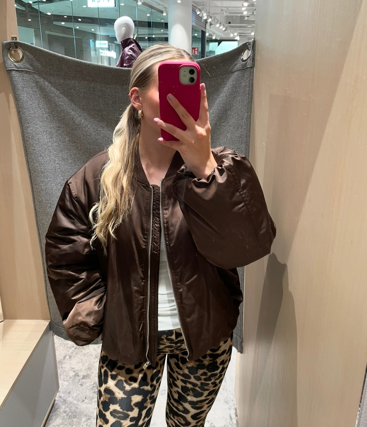 VIBILLIE Otw Bomber - Coffee Bean